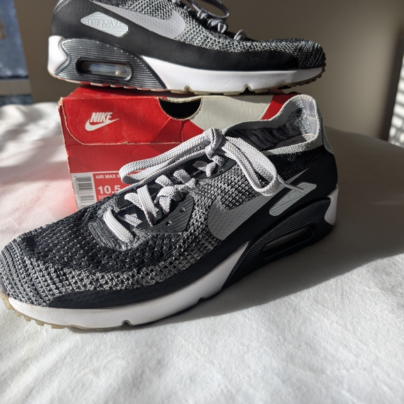 Nike Air Max 90 Ultra 2.0 Flyknit Red Box - Picture 5 of 6